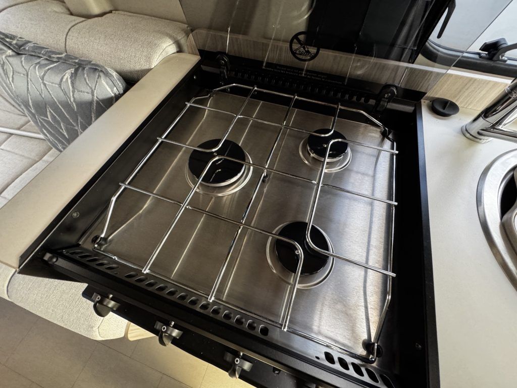 Elddis Autoquest CV20 2021