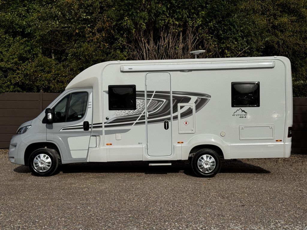 Swift Edge 464 2022