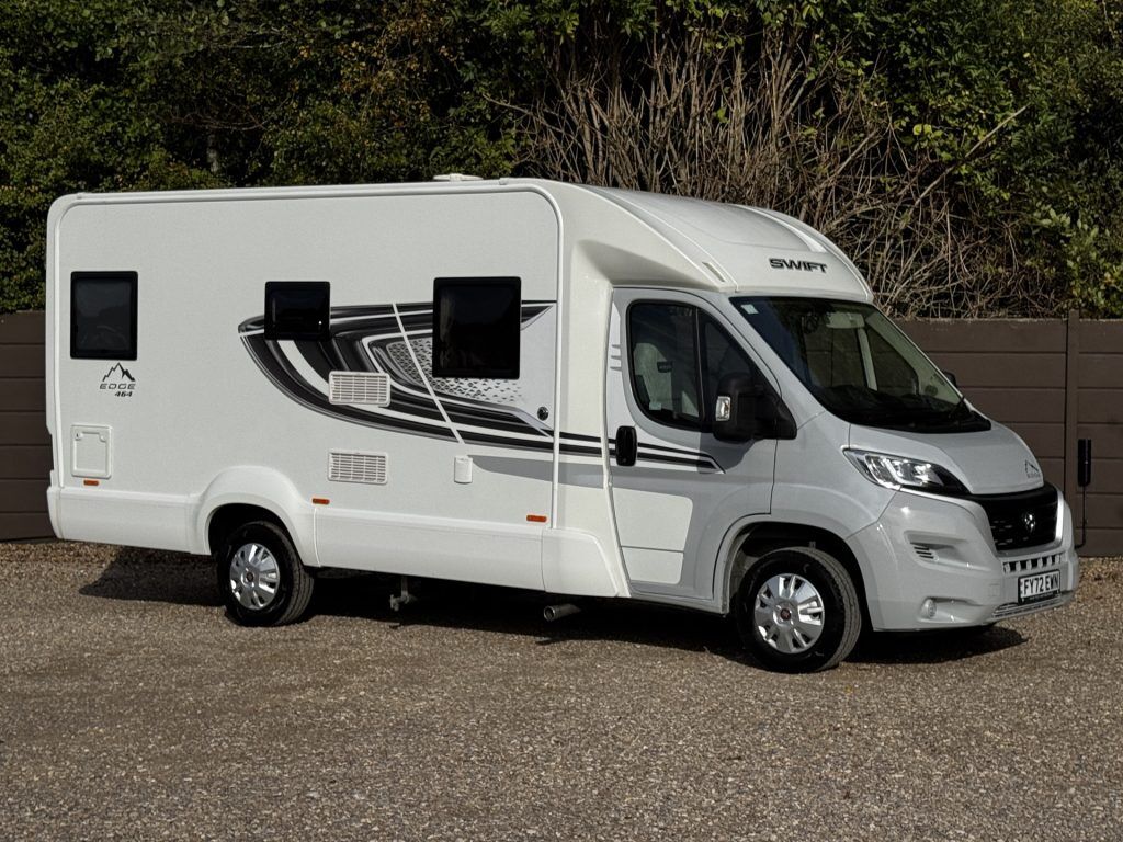 Swift Edge 464 2022