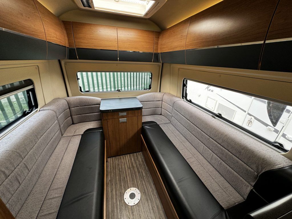 Auto-Trail V-Line 610