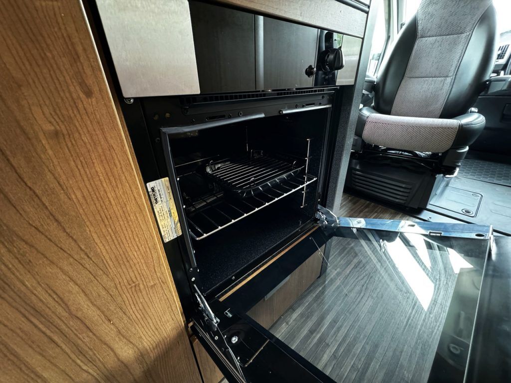 Auto-Trail V-Line 610