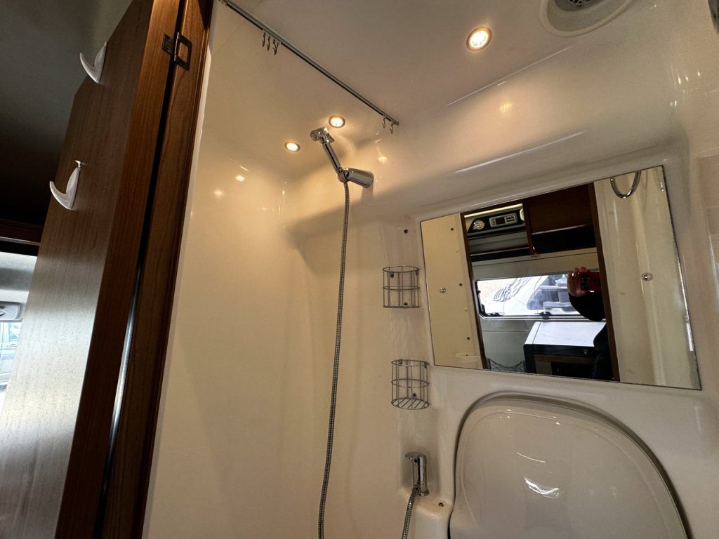 Auto-Trail V-Line 610
