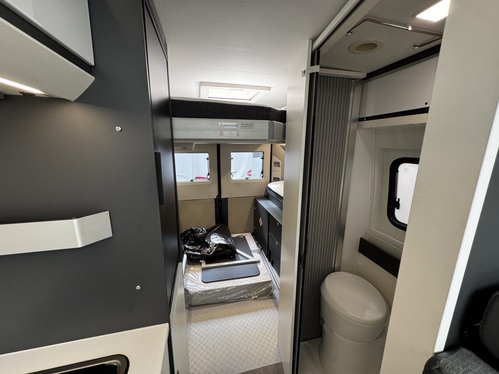 Adria Twin 640 SGX Supreme 2021