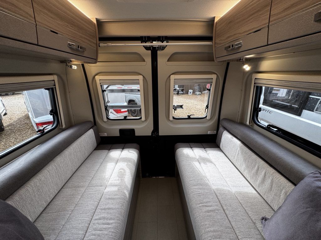 Elddis CV40 Evolution 2024
