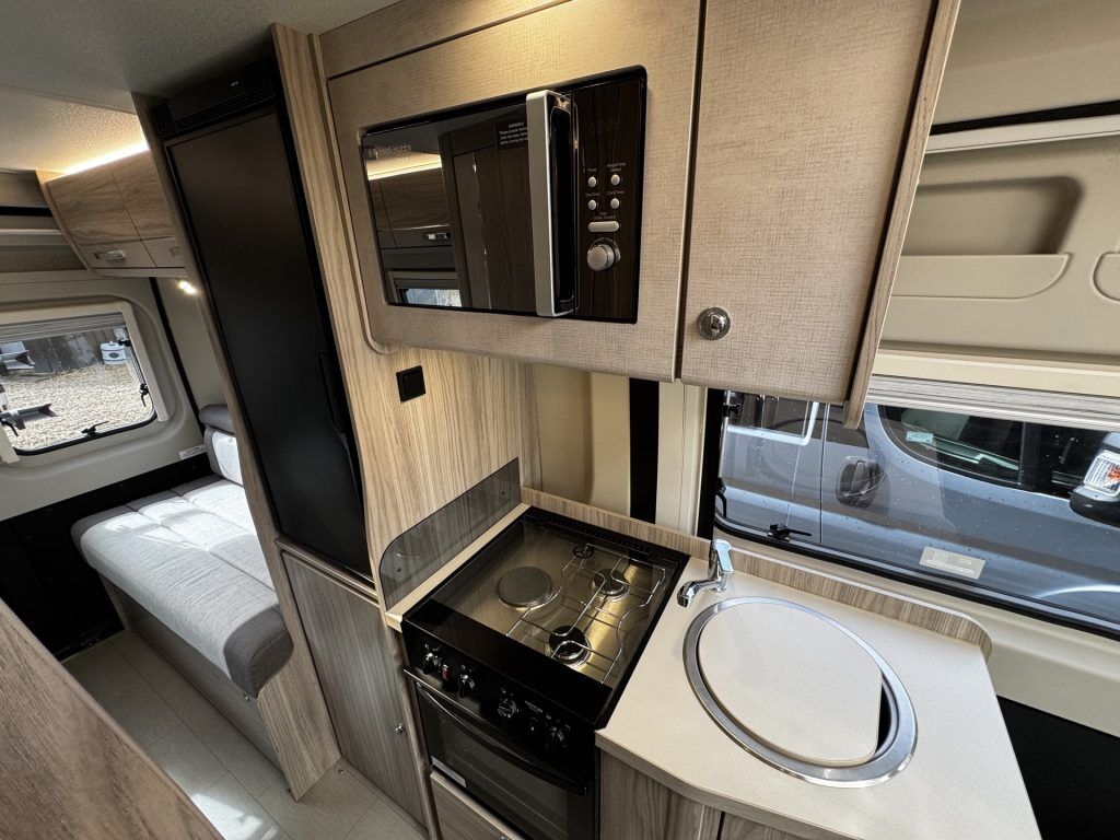 Elddis CV40 Evolution 2024