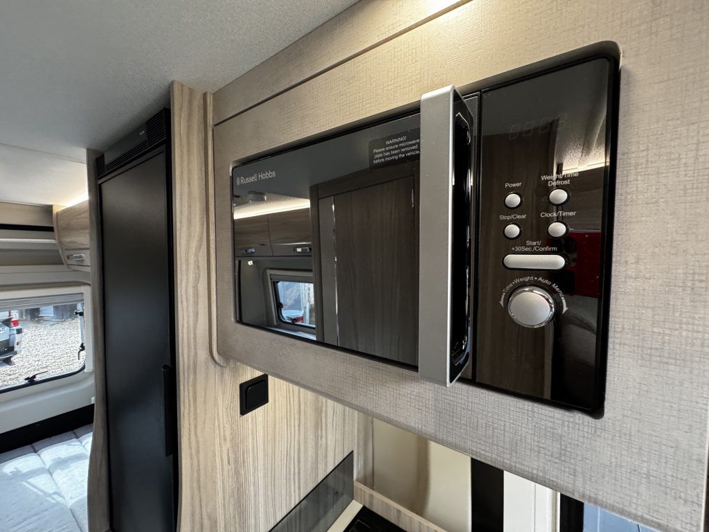 Elddis CV40 Evolution 2024