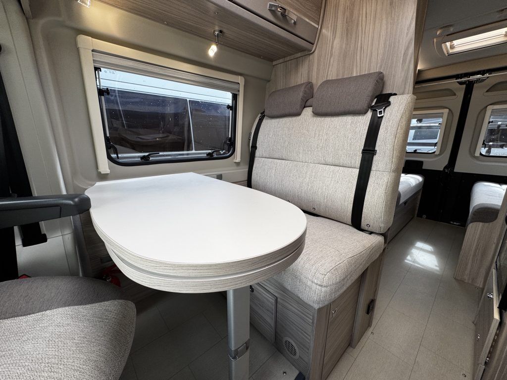 Elddis CV40 Evolution 2024