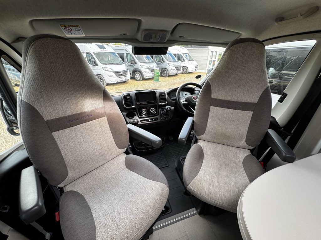 Elddis CV40 Evolution 2024