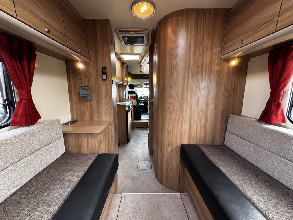 Bailey Approach Advance 665 2015