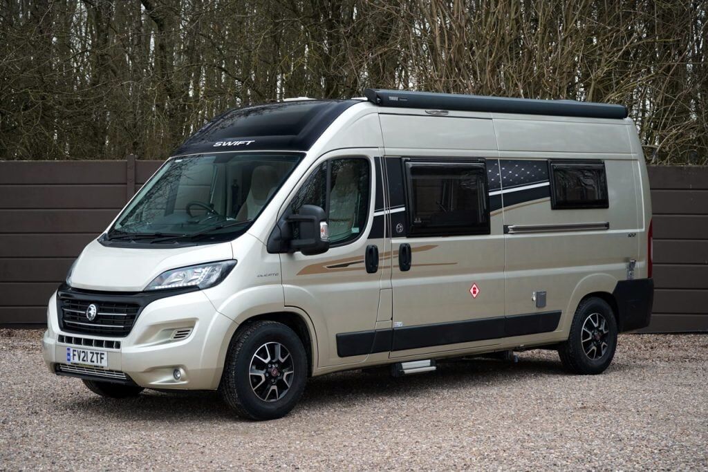 Swift Champagne 122