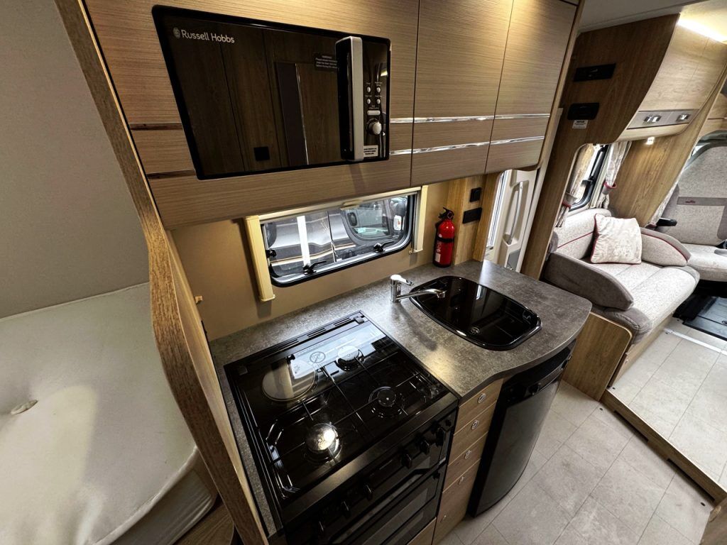 Elddis Majestic 194