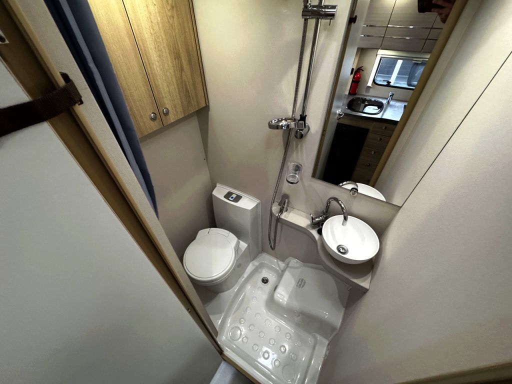 Elddis Majestic 194