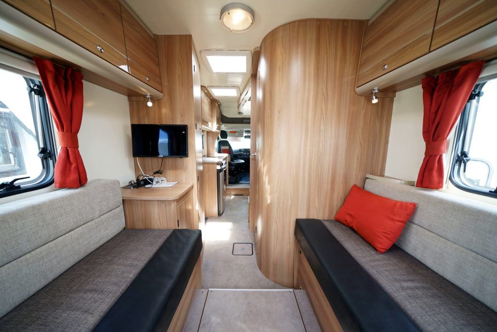 What Amenities Are in a Class C Motorhome?
