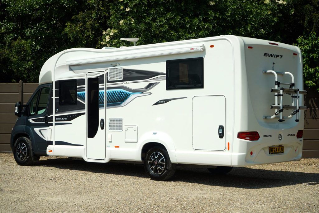 Swift Escape 694