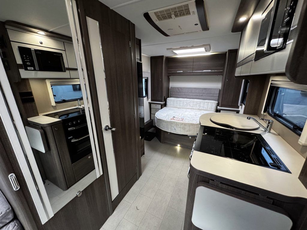 Elddis Encore 250