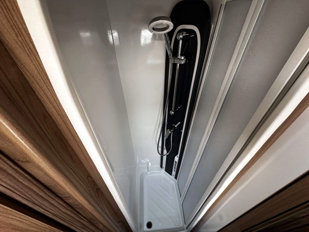 Swift Escape 614