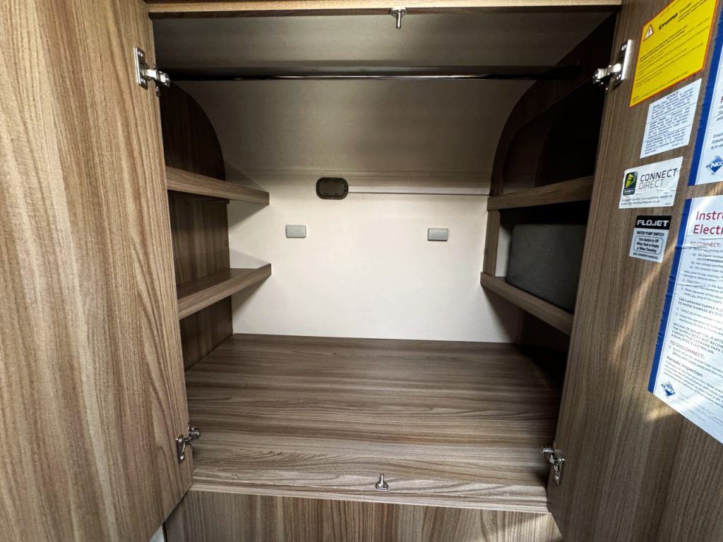 Swift Escape 614