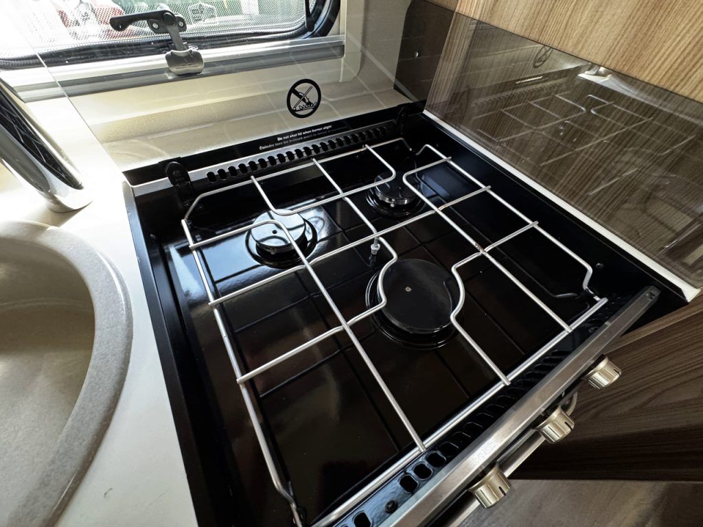 Swift Escape 614