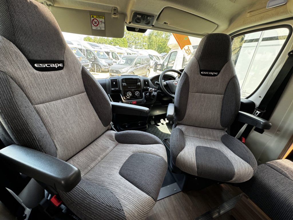 Swift Escape 614