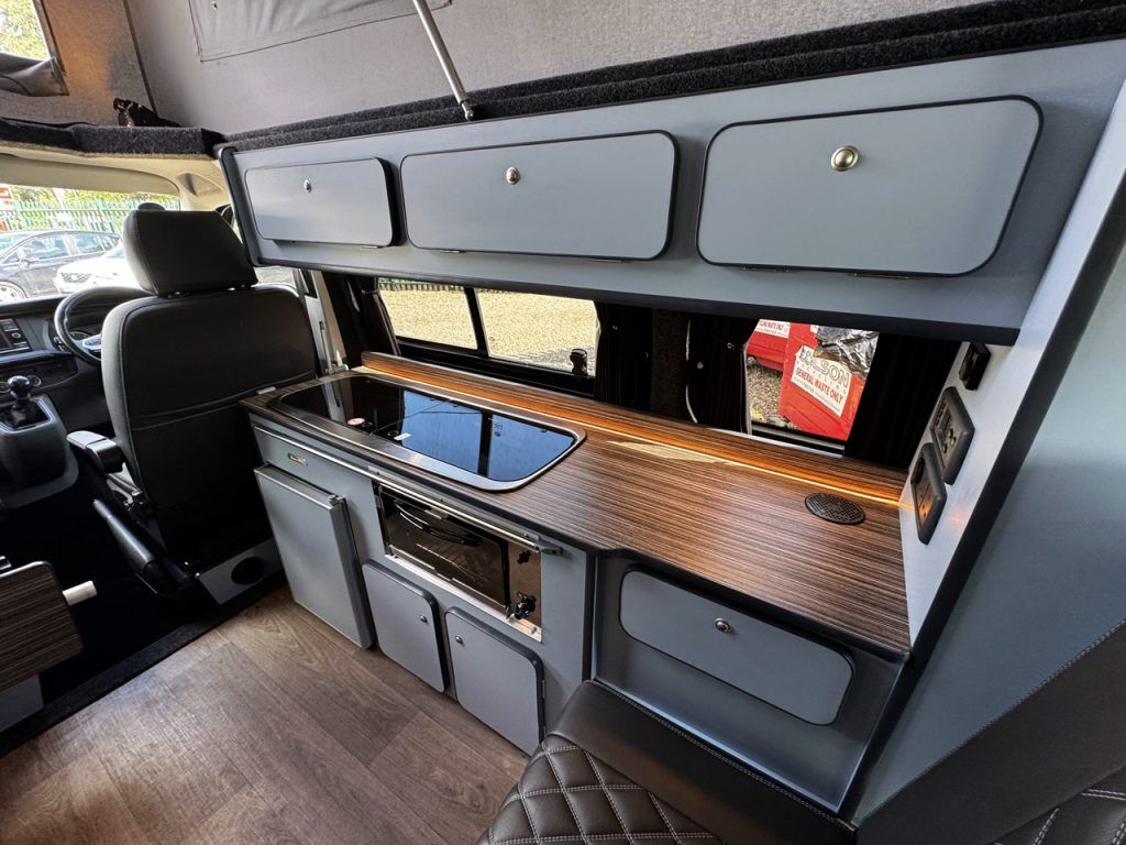 Volkswagen T6.1 Highline Camperking Monte Carlo