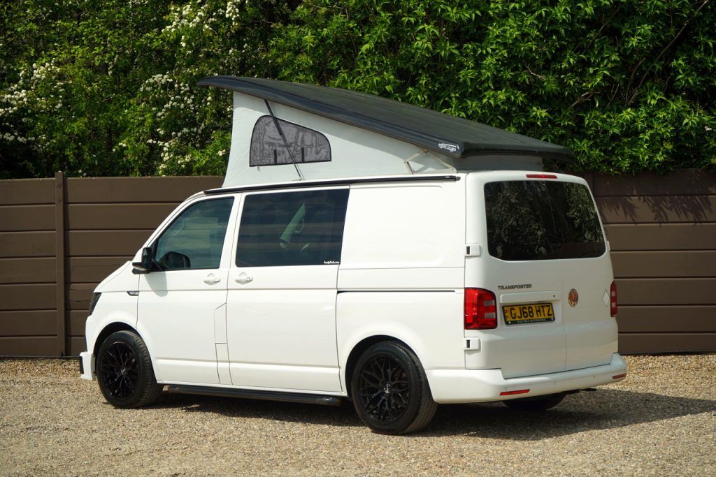 Volkswagen T6 Highline Funky Dubz