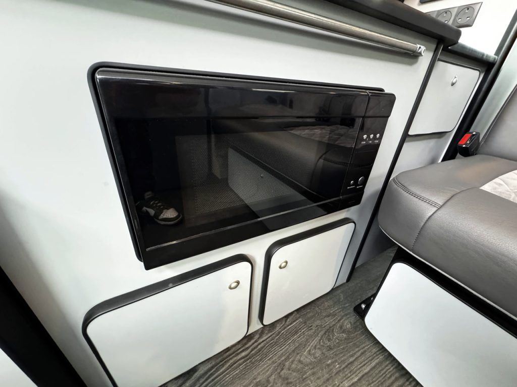 Volkswagen Camperking Monte Carlo T6.1