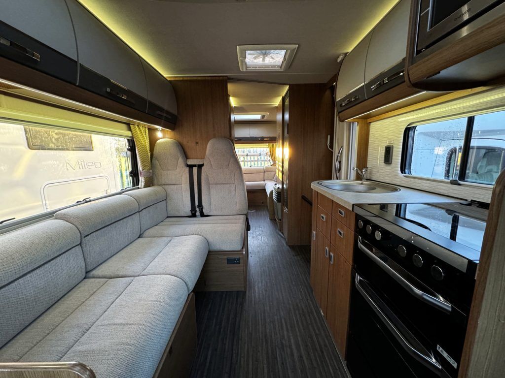 Auto-Trail Apache 700