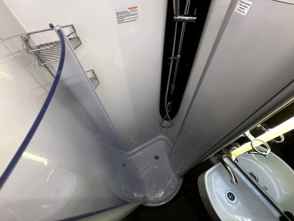 Auto-Trail Apache 700