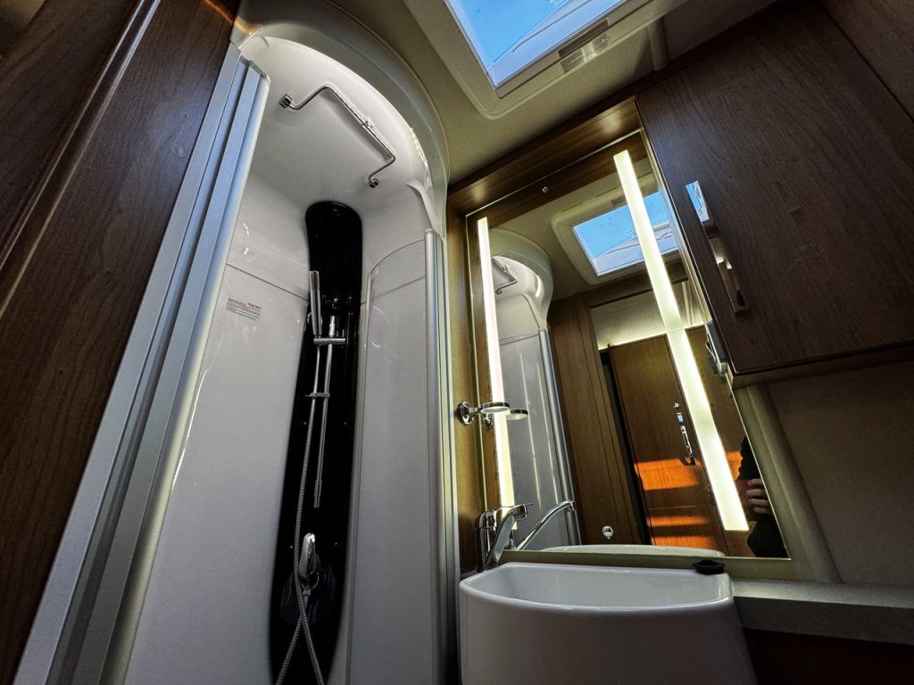 Auto-Trail Apache 700