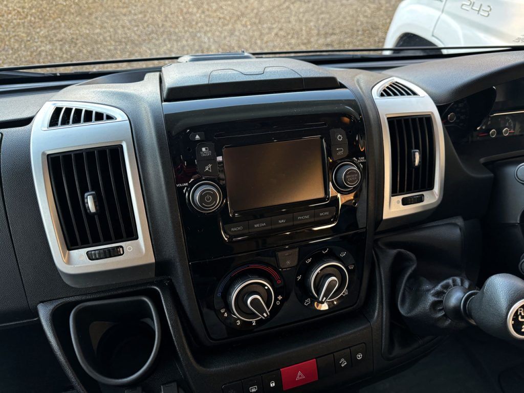Auto-Trail Apache 700