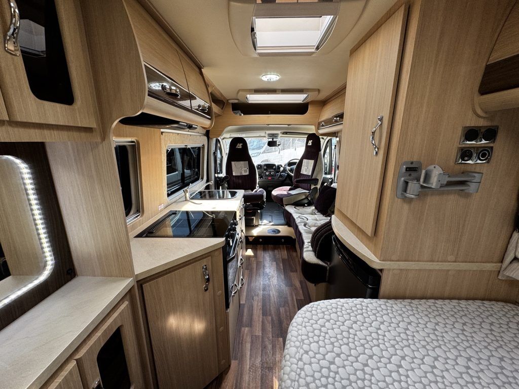 Auto-Sleepers Kingham 2016