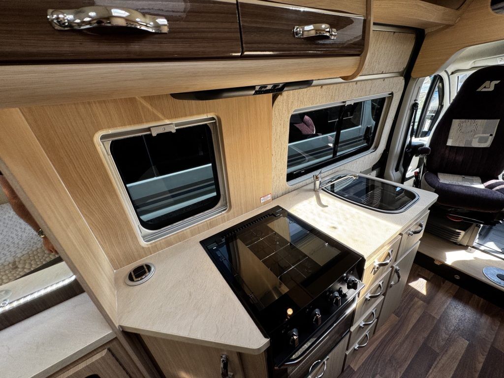 Auto-Sleepers Kingham 2016