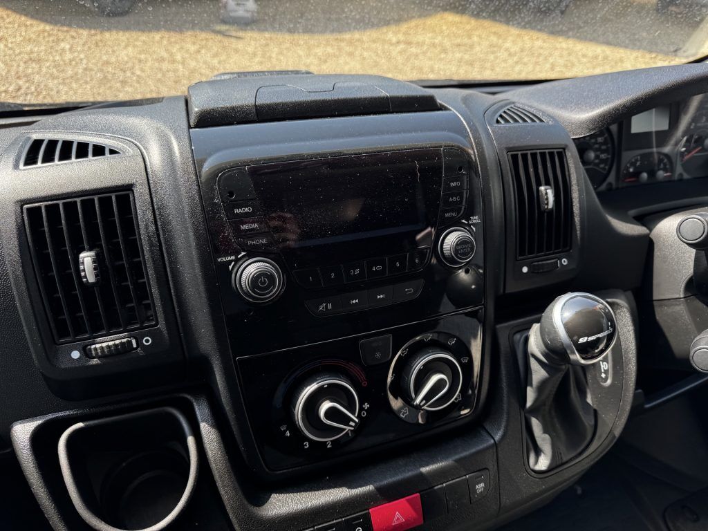 Swift Edge 494 2020