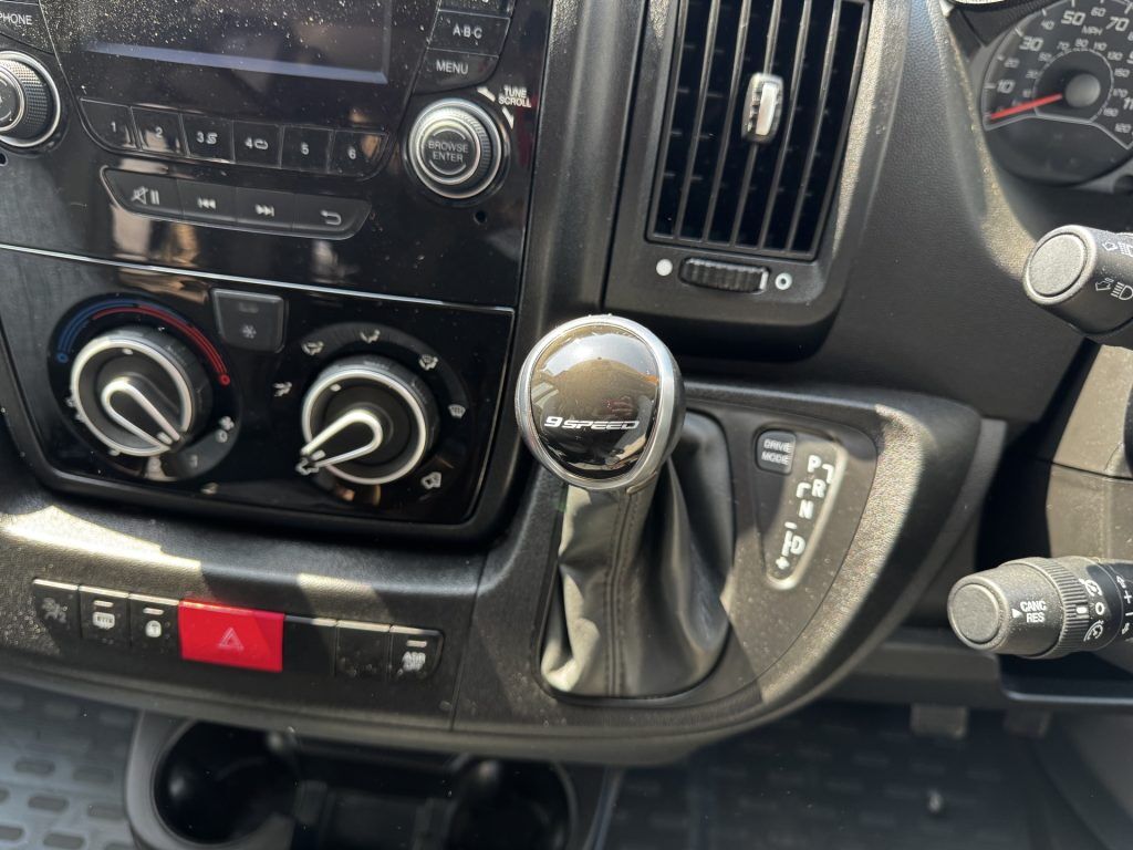 Swift Edge 494 2020
