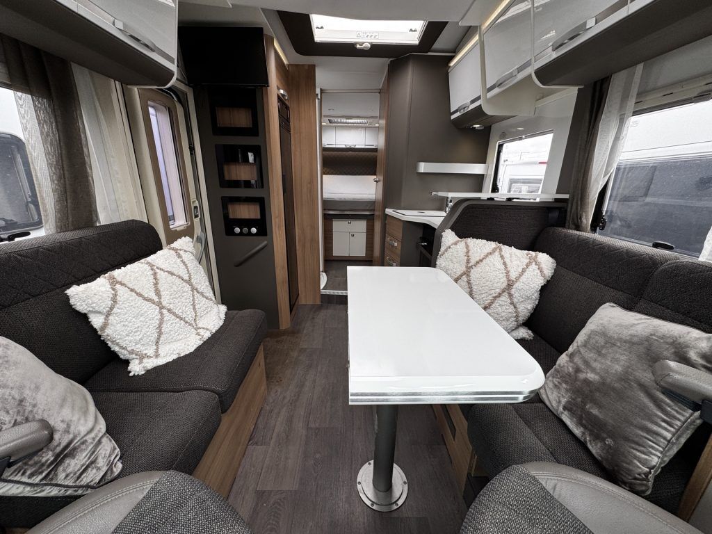 Adria Matrix 670 DC Supreme 2019