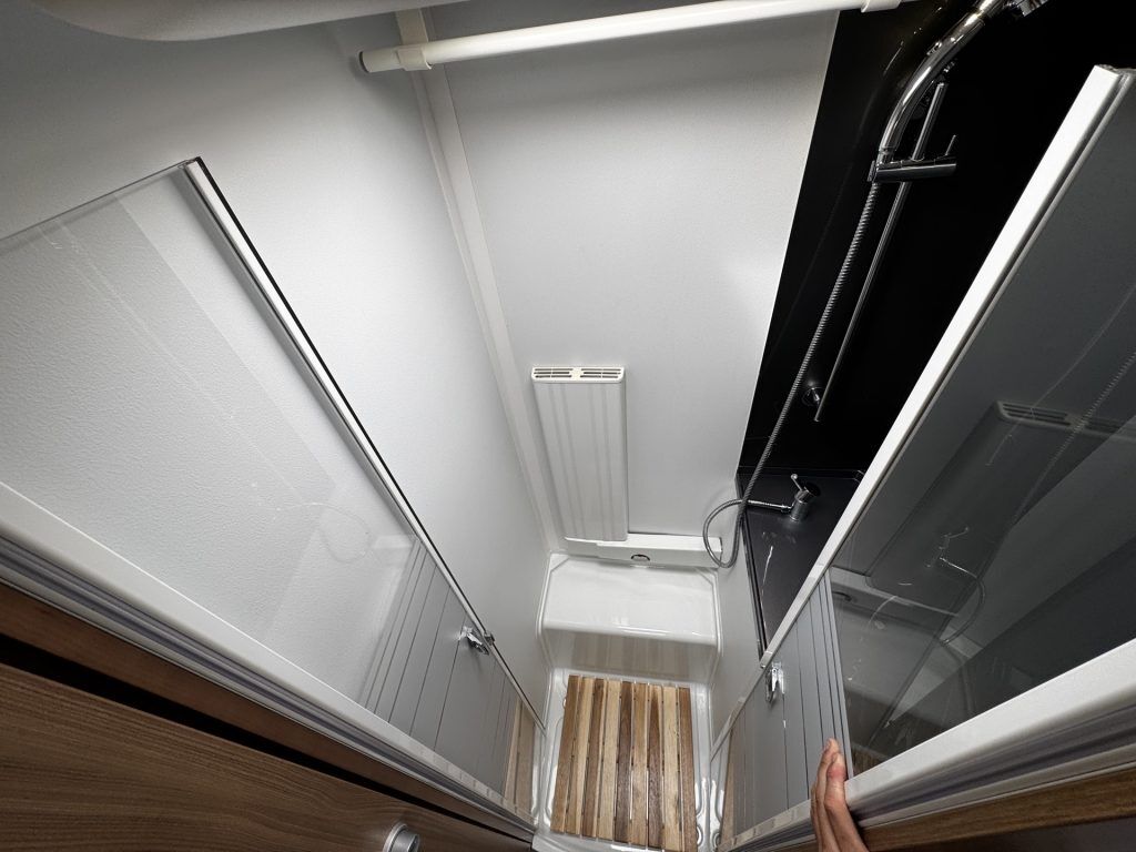 Adria Matrix 670 DC Supreme 2019