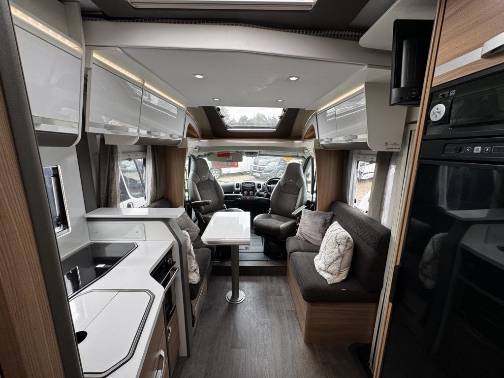 Adria Matrix 670 DC Supreme 2019