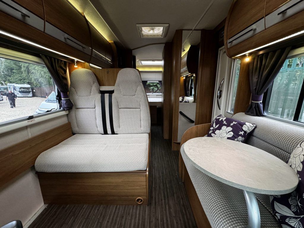 Auto-Trail Tracker RB