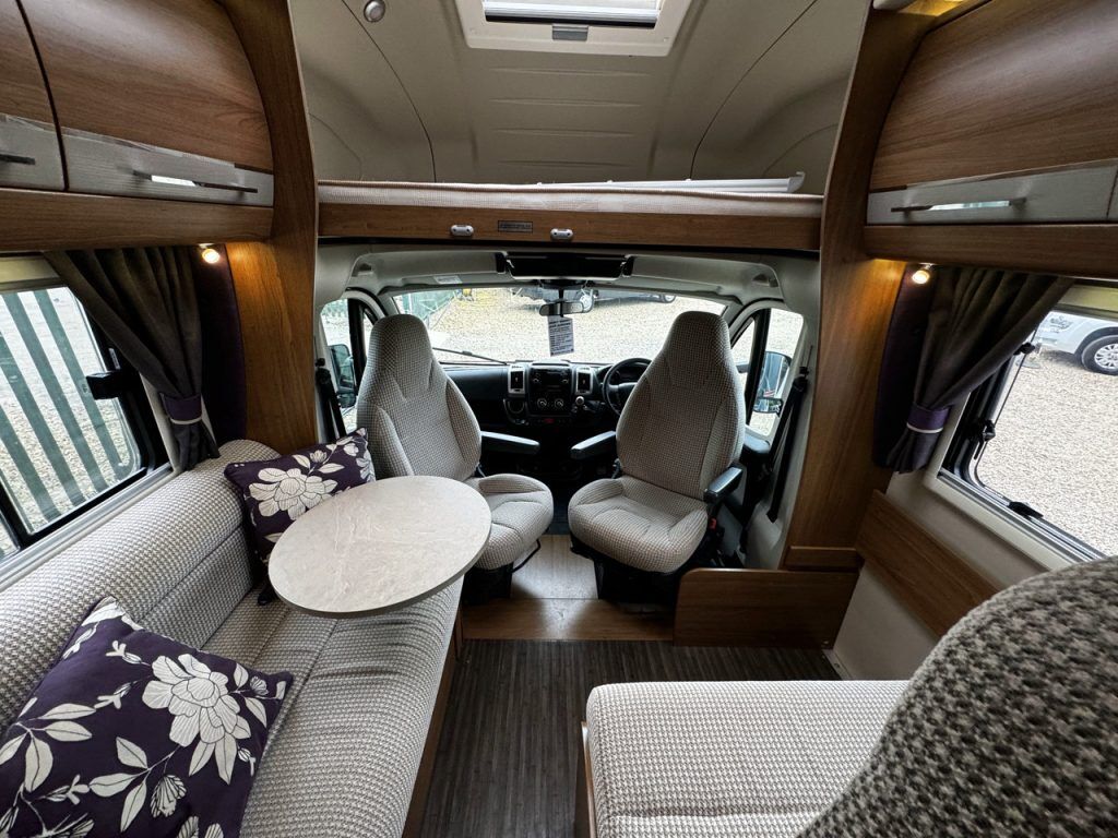 Auto-Trail Tracker RB