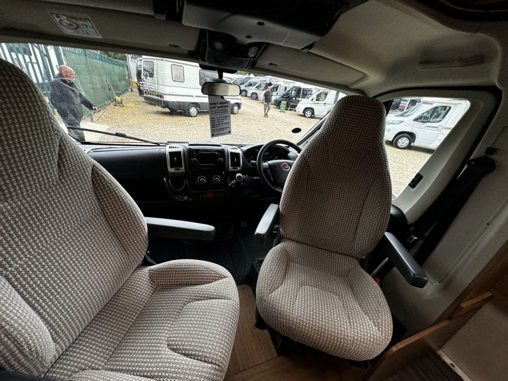 Auto-Trail Tracker RB