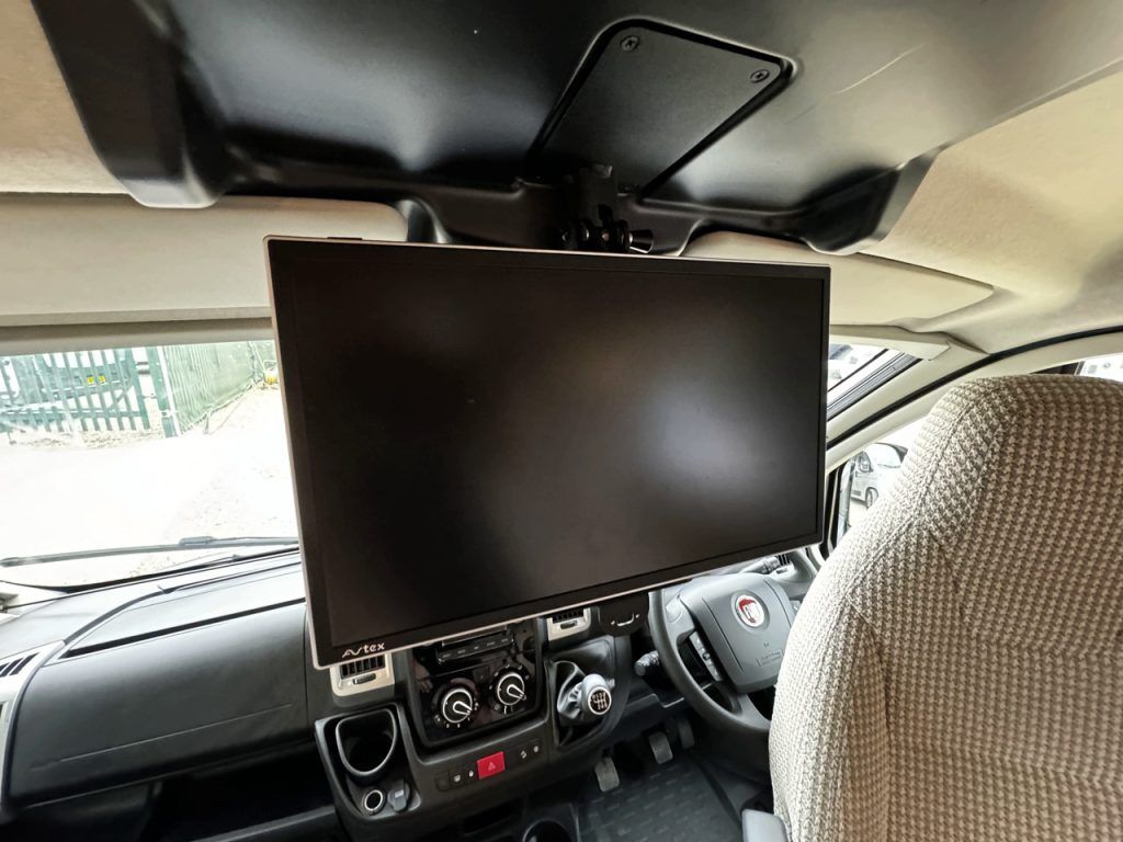 Auto-Trail Tracker RB
