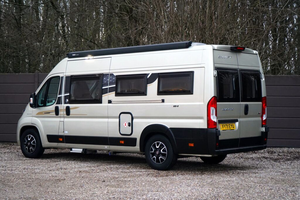 Swift Champagne 184