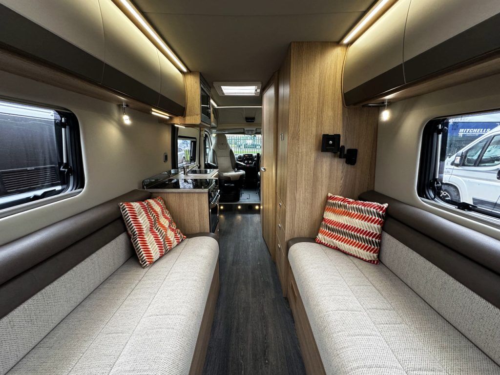 Auto-Trail V-Line 634 SE