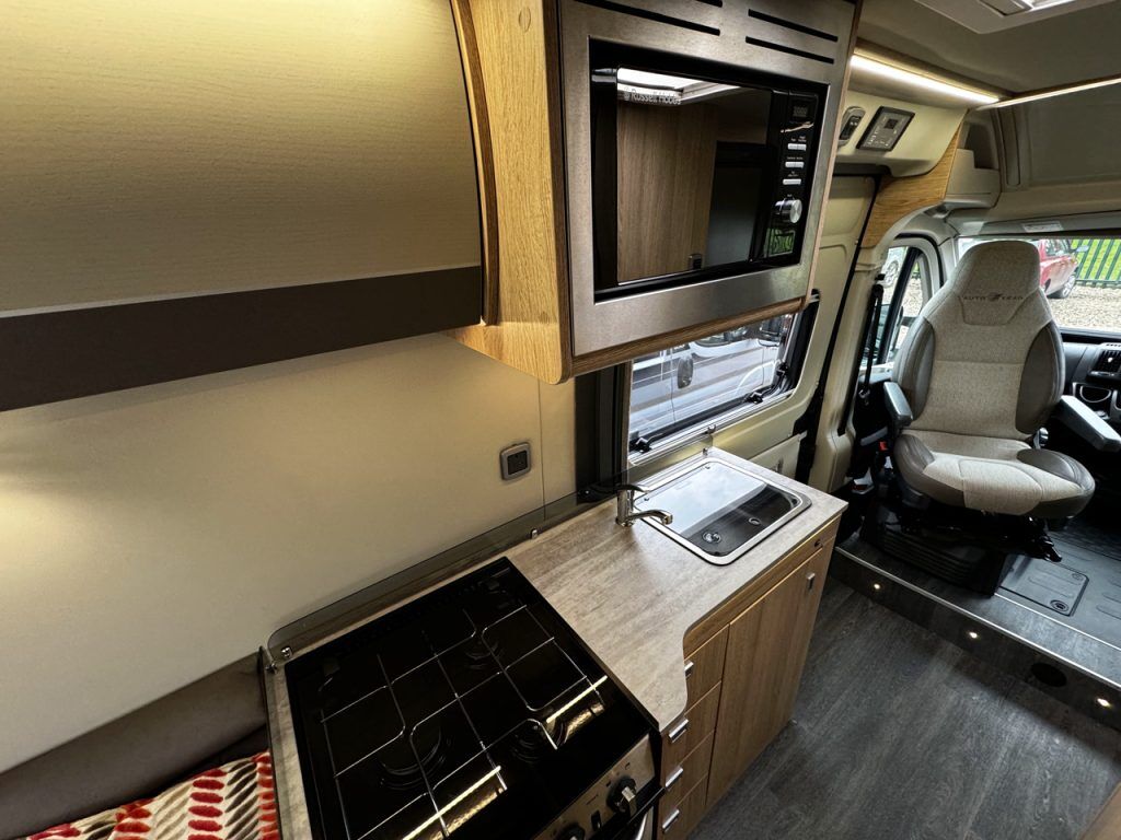 Auto-Trail V-Line 634 SE