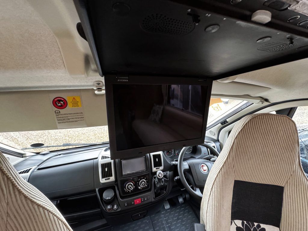 Auto-Trail Tracker EKS