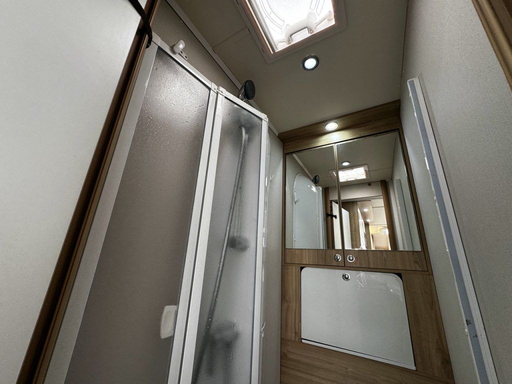 Elddis Supreme 155