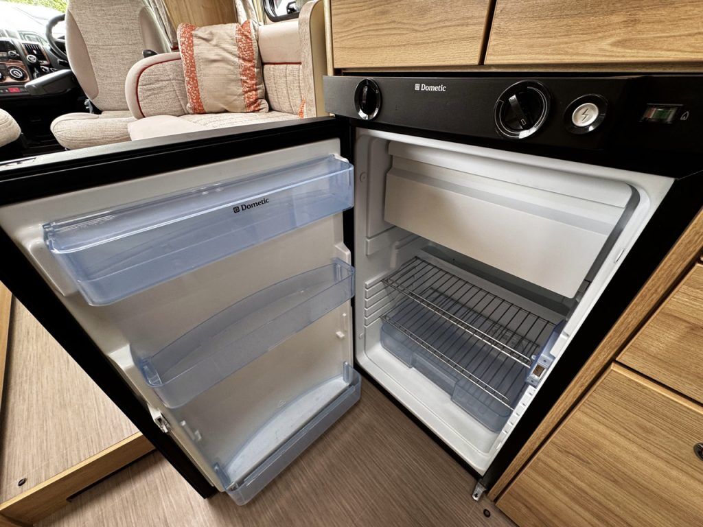 Elddis Supreme 155