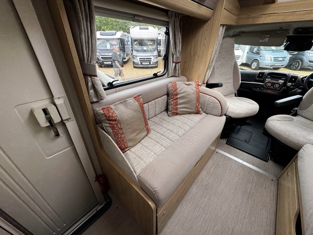 Elddis Supreme 155
